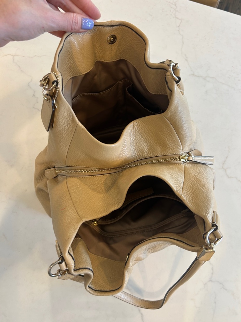 Coach Madison Leather Shoulder Tote Bag in Camel - Picture 5 of 11